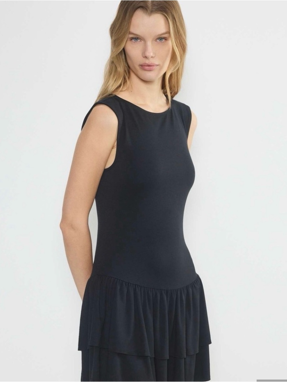 Aritzia Wilfred Dress